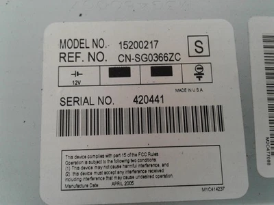 Pantalla de infoentretenimiento usada se adapta a: GMC Yukon XL 1500 2005 sistema de entretenimiento opcional Foto 1 de 4