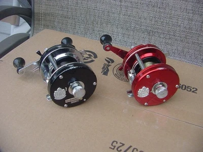 2 carretes de fundición Abu Garcia Ambassadeur 5500C de colección de una finca --desde 1980 Foto 1 de 4