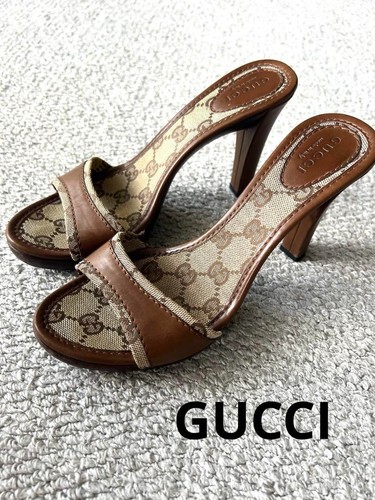 Sandali mulo Gucci GG originali logo beige marrone taglia 35 US5 tacco pelle donna Giappone