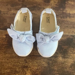 TOMS Alpargata Bow Slip On Girl's Size 6 baby Blue 10021182 - Picture 1 of 7