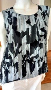 IRIS VON ARNIM - Bluse/Shirt - 100% Seide - passt bei 38/40 - Schönes Design ! - Bild 1 von 16