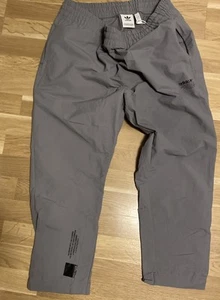 Adidas Jogginghose L Sporthose Laufhose. NEU - Bild 1 von 5