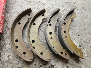 Bremsbackensatz passend für MG MGR V8 3.9 92 bis 95 V8 - Bild 1 von 3