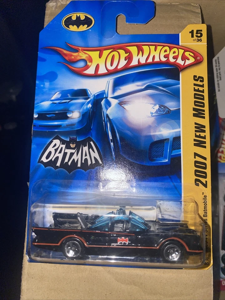 Serie de televisión Hot Wheels 1966 2007 Batmobile 2007 nuevos modelos Foto 1 de 4