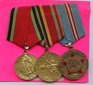 Russian USSR GROUP OF 3 MEDALS 1965-1975 - Picture 1 of 2