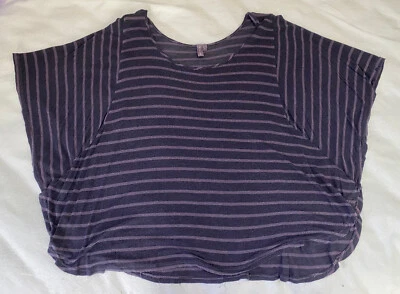 Camisa informal Emma & Sam para mujer multicolor púrpura a rayas manga corta cuello redondo M Foto 1 de 4