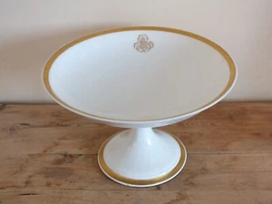 Coupe présentoir en porcelaine blanche et or - Bosquin à Caen - Imagen 1 de 10