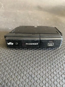 2005 TOYOTA AVENSIS MK2 1.8 VVT-I 5DR WINDSHIELD HEATER SWITCH 84790-05110 #10 - Picture 1 of 5