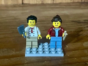 LEGO Chef (twn431) white torso 8 buttons w/cleaver (Rare) & Female customer - Picture 1 of 2