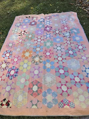 Vintage Antique grandmother's flower garden quilt Very Old - Image 1 of 4