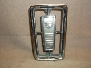 1967 1968 MERCURY COUGAR XR-7 XR-7G GT GTE CENTER GRILLE EMBLEM GOOD CONDITION - Picture 1 of 12