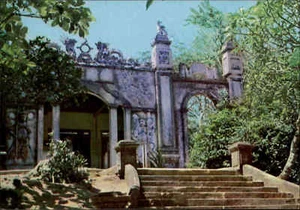 VIETNAM Postkarte Việt Nam Den Hung Tempel-Anlage, High Temple Ansichtskarte - Picture 1 of 2