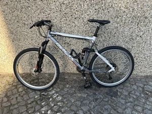 Voll gefedertes Mountainbike RockMachine 26 Zoll - Bild 1 von 14