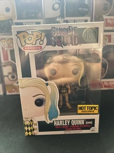 Funko Pop! Harley Quinn (Gown) #108 Hot Topic Exclusive Suicide Squad Black Gold - Picture 1 of 7