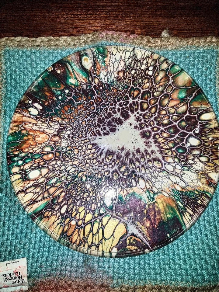 Tablero de queso hecho a mano/pieza central con hermosa flor de acrílico vertido Foto 1 de 1