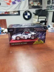 Trans Formers Jazz Porsche 935 Turbo 1:32 Hollywood Rides - Picture 1 of 13