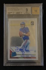 2019 Optic- Daniel Jones Rated Rookie- On Card Auto /125 BGS 9 #154