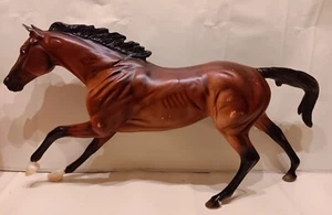 Breyer Classics Model Horse Barbaro #1307 2006 Kentucky Derby Winner Cigar Mold - Picture 1 of 7