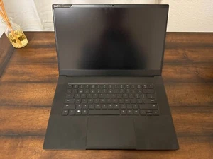 2020 Razer Blade 15.6 QHD 240Hz gaming laptop RTX 3070Ti 16GB RAM 1TB SSD - Picture 1 of 10