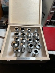 Crawford 5C metrische Spannhülse Set x18 in Hartholz Box Bereich 2 bis 25 mm - Bild 1 von 5
