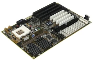 Mainboard Soyo 5TCU0 Socket 7 4x ISA 4x PCI - Picture 1 of 2