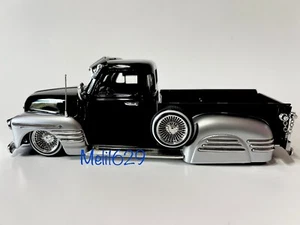 Jada 1:24 1951 Chevrolet Pickup 3100 (Black) - Picture 1 of 7