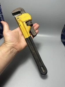 Workforce Pipe wrench 14" Black / Yellow - Picture 1 of 10