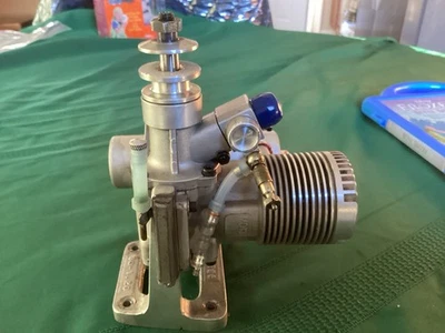 BEAUTIFUL MOKI M 210 / 135 ? RC REMOTE CONTROL MODEL AIRPLANE ENGINE - Image 1 of 4