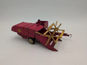 Lincoln Toy Massey Harris Red Clipper Combine Farm Implement #2 - Picture 1 of 6