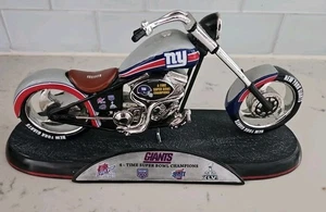 The Hamilton Collection New York Giants Motorcycle Statue - Picture 1 of 4