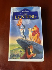 Disney Masterpiece The Lion King VHS Clamshell - Picture 1 of 4