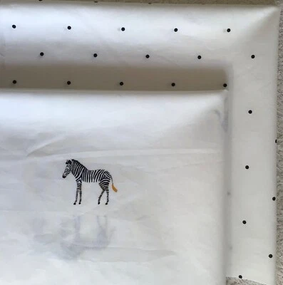 2 * FQ 50cm Square Bundle Sophie Allport ZSL Zebra / White & dot Lightweight new - Image 1 of 4