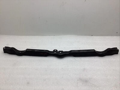 2005-07 TOYOTA SEQUOIA ПЕРЕДНИЙ БАМПЕР ВЕРХНИЙ ФИКСАТОР СКОБА ПОДДЕРЖКИ КРОНШТЕЙН OEM - Изображение 1 из 4