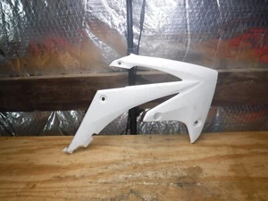 2010 CRF250R Shroud Right Side Tank Shroud Fuel Plastic White - Picture 1 of 3