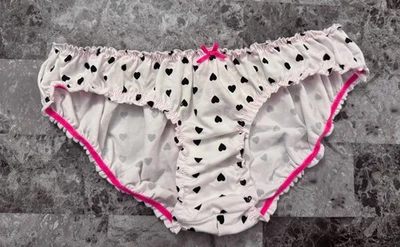 NWT VICTORIA'S SECRET PINK M WHITE HEART RUFFLE VINTAGE RARE BLOOMER PANTIES - Image 1 of 3