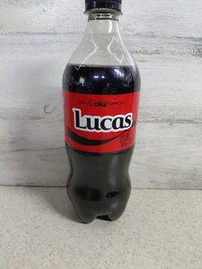 Share A Coca Cola con Lucas 2025 Bottiglia Coca Cola Personalizzata 20 oz Coca Cola Zero - Foto 1 di 5