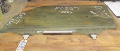 Ventana de cristal puerta delantera izquierda Scion XB 2008-2015 Foto 1 de 4