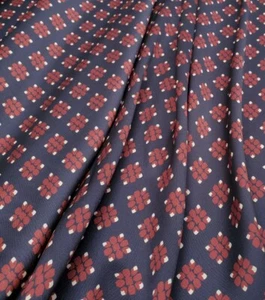 'Perugia L' (por metro) de poliéster estampado tela de vestir, costura - Imagen 1 de 4