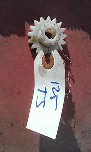 pignon plastique 125 ts suzuki - Imagen 1 de 1