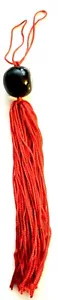 Borla roja. 9 a 10 pulgadas de largo. Tela. - Imagen 1 de 2