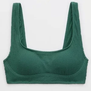 Neu mit Etikett Aerie gepolstertes Longline-Bikinioberteil mit Crinkle-Nähten in Bergahorngrün - Größe L - Bild 1 von 4