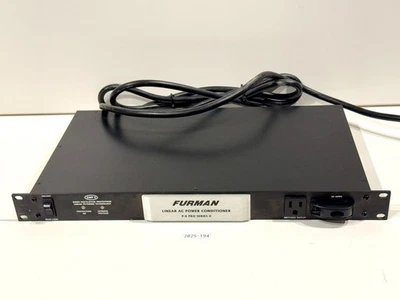 Furman P 8 Pro Series II 8-outlet Rack-Mount Linear (20 Amp) Power Conditioner - Image 1 of 3