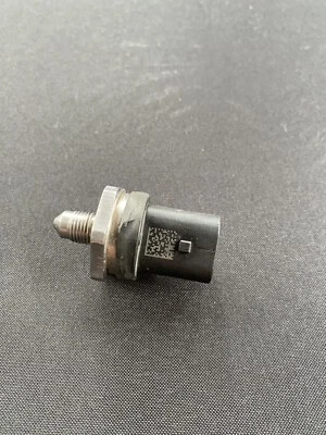SENSOR DE PRESIÓN INYECTOR COMBUSTIBLE LAND ROVER LR2 Range Evoque LR024969 BOSCH Foto 1 de 4