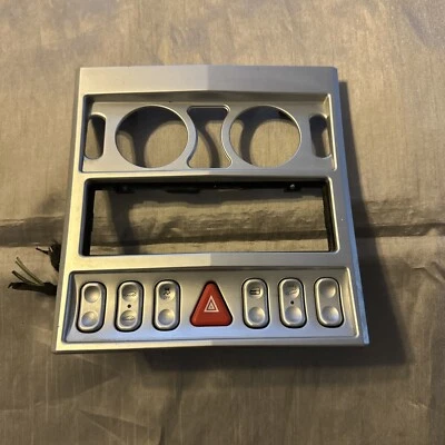 Chrysler Crossfire 2004-2008 radio bisel con interruptores Foto 1 de 4