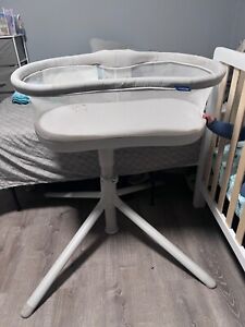 Bassinet for baby Halo