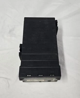 2003-05 Dodge Grand Caravan 3.8L Engine Fuse Box relay Junction Module Unit Assy - Image 1 of 4