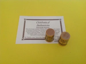 2 VINTAGE SYCAMORE WOOD THIMBLES - FAVOURITE HYMNS - FROM THE COLLECTORS GUILD - Picture 1 of 11