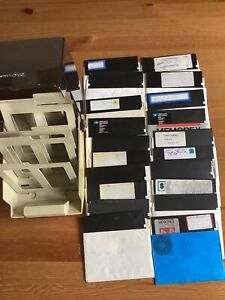 20 X  5.25” Floppy Disks With Disk Box Commodore 64 C64 5 1/4”
