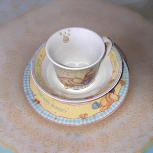 ROYAL DOULTON WINNIE THE POOH Child SET, PLATE, BOWL & MUG NEW UNBOXED UNUSED - Picture 1 of 3