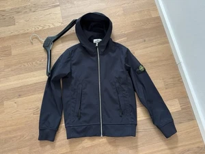 STONE ISLAND Jungen Übergangsjacke Softshelljacke blau 10 Jahre Gr. 140/ 146 - Bild 1 von 9